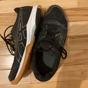 Asics volleyball shoes
